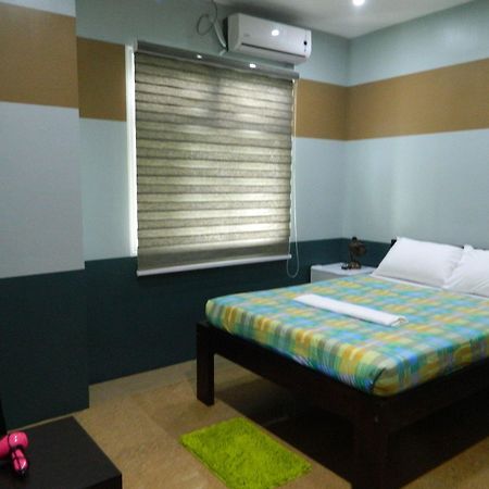 Qanaq Hotel Davao Ngoại thất bức ảnh