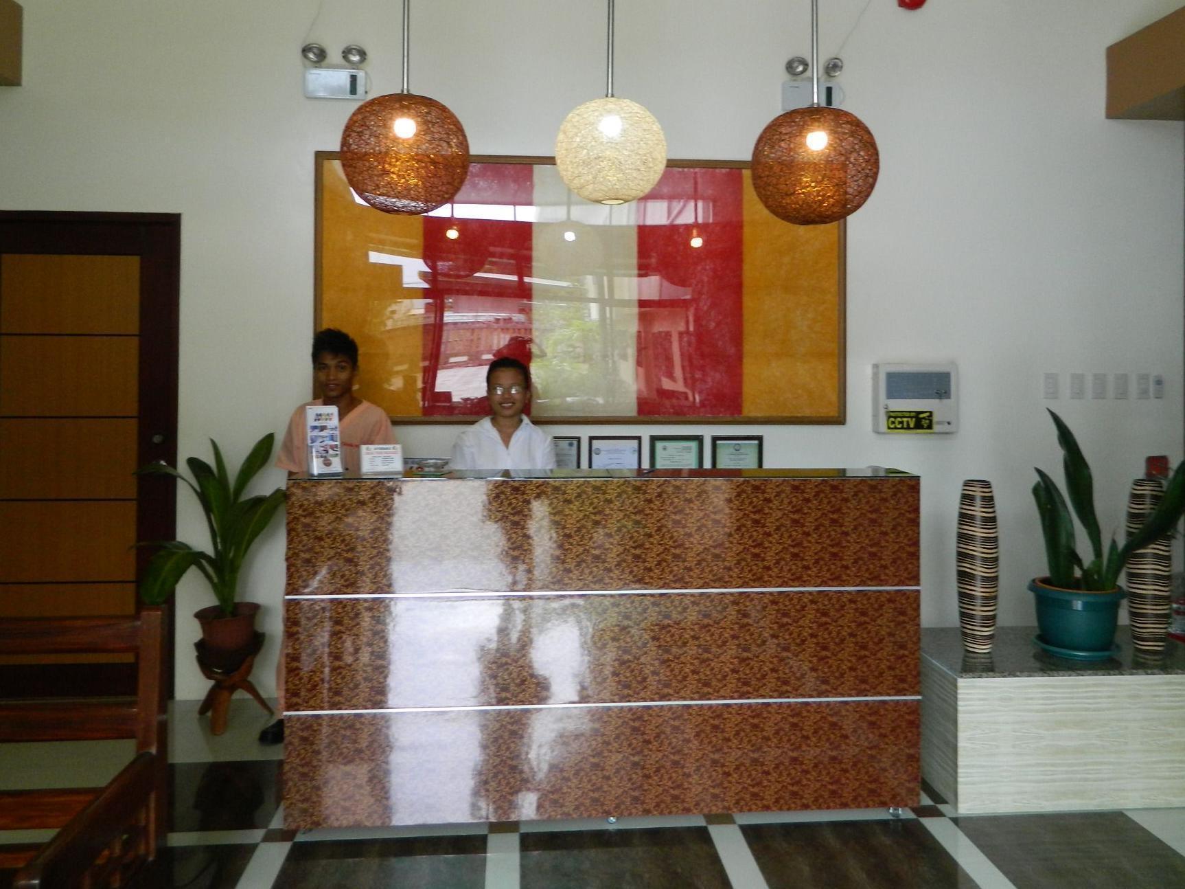 Qanaq Hotel Davao Ngoại thất bức ảnh